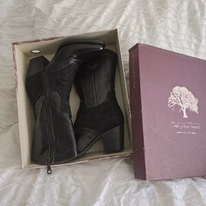 Oak Tree Farms Black Heeled Boots for Women